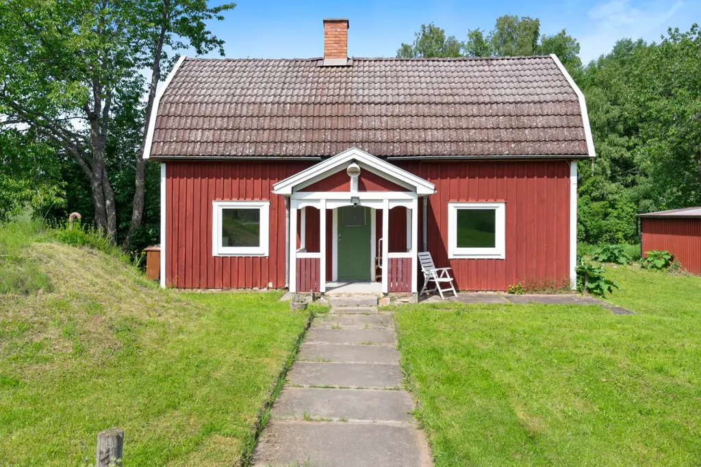 Esterno - Charming Cottage with Workshop in Skövde