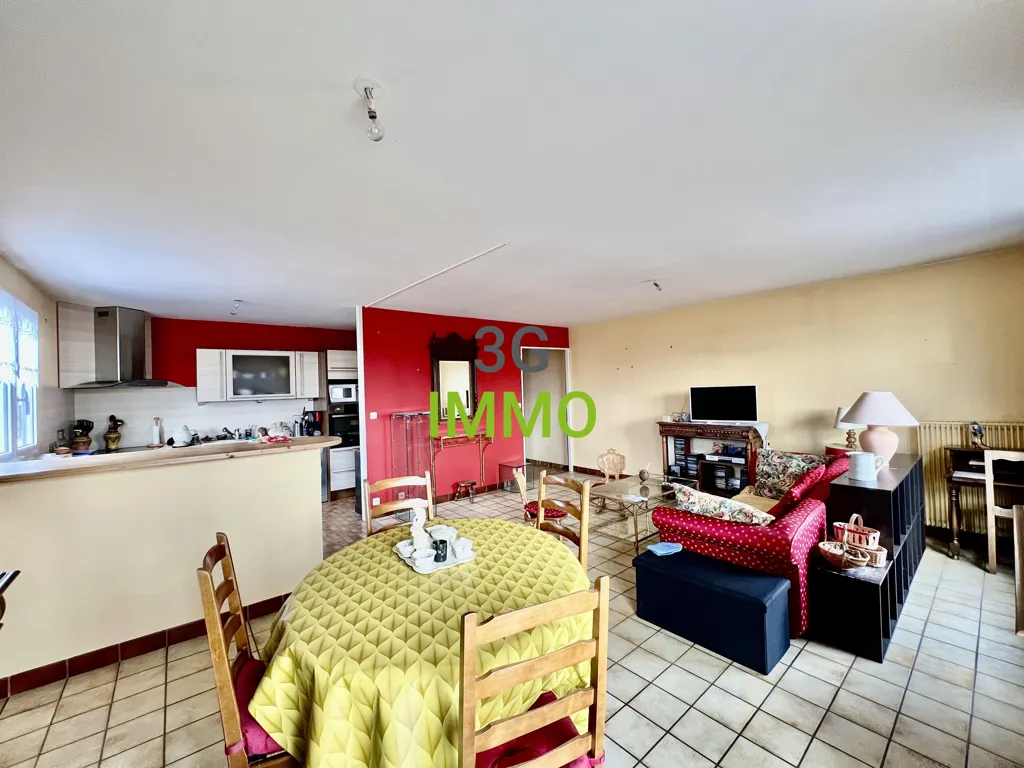 Salle à manger - Appartement 2 Chambres avec Balcon à Nevers