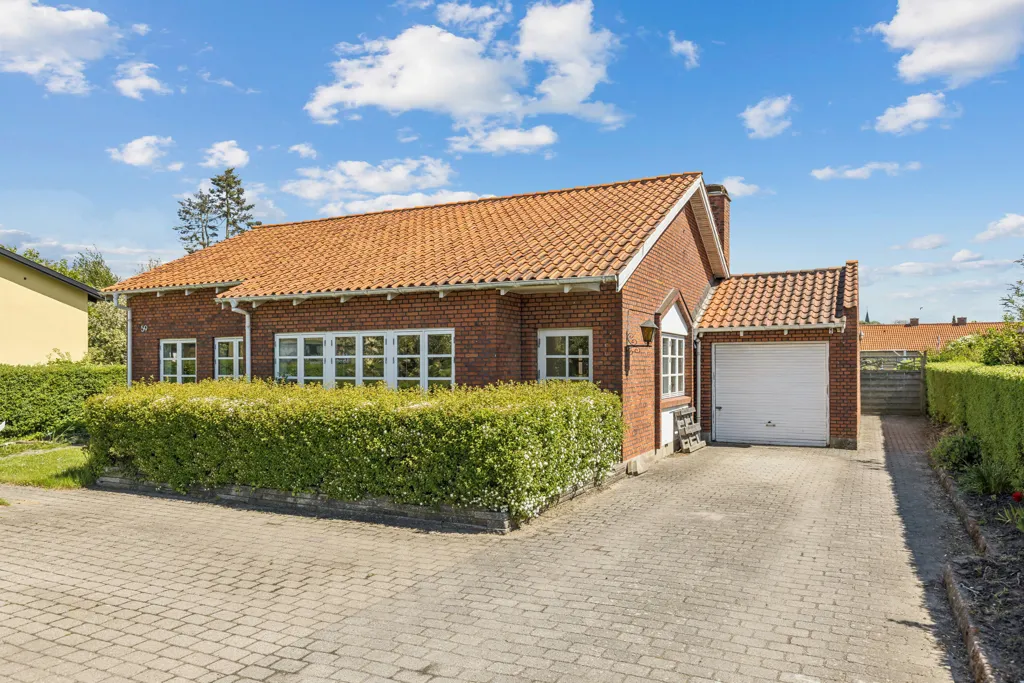 Välivaade - Classical Villa with Garden in Slagelse