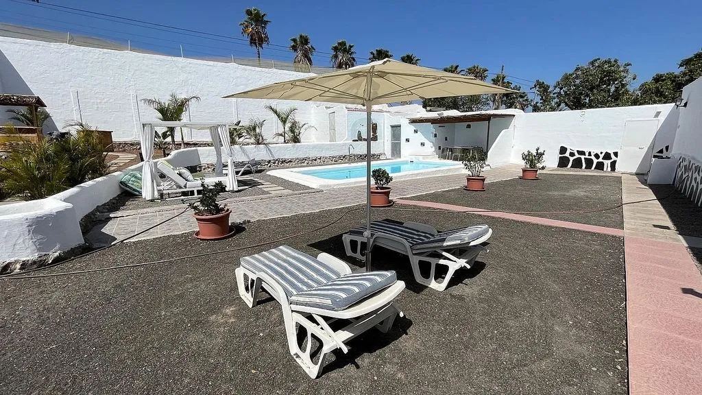 Piscina - Rustic Farmhouse with Pool near Maspalomas