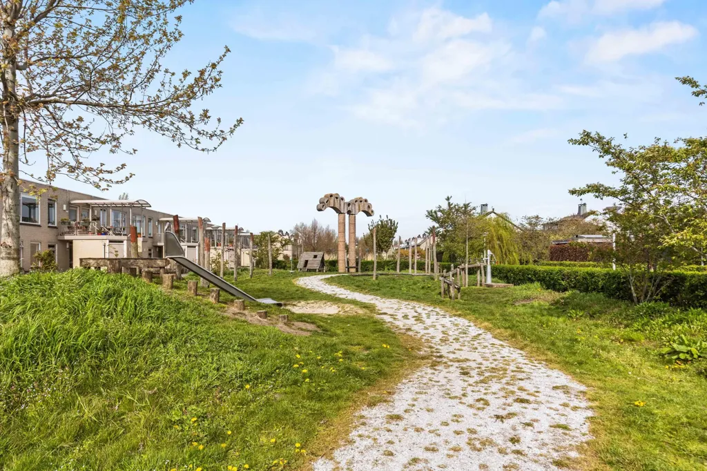 Jardin - Apartment with Balcony in Diemen