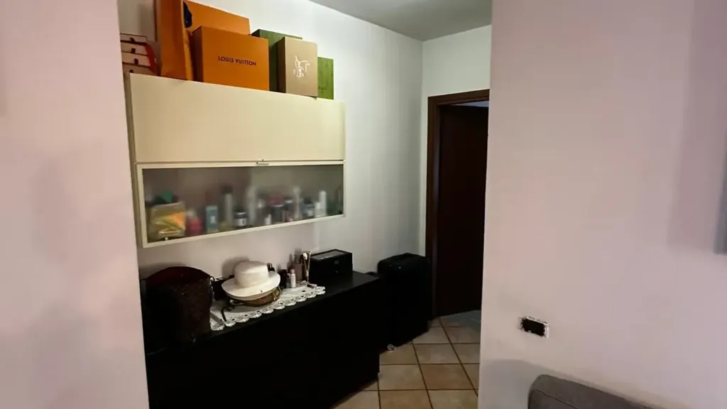 Esik - Rented Duplex with Balcony in Monza