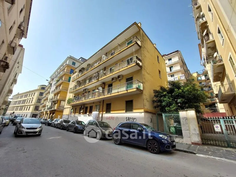 Välivaade - Three-Bedroom Flat with Balcony in Salerno