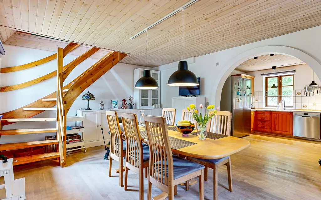 Sala da pranzo - 1935 Villa with Garden in Viborg