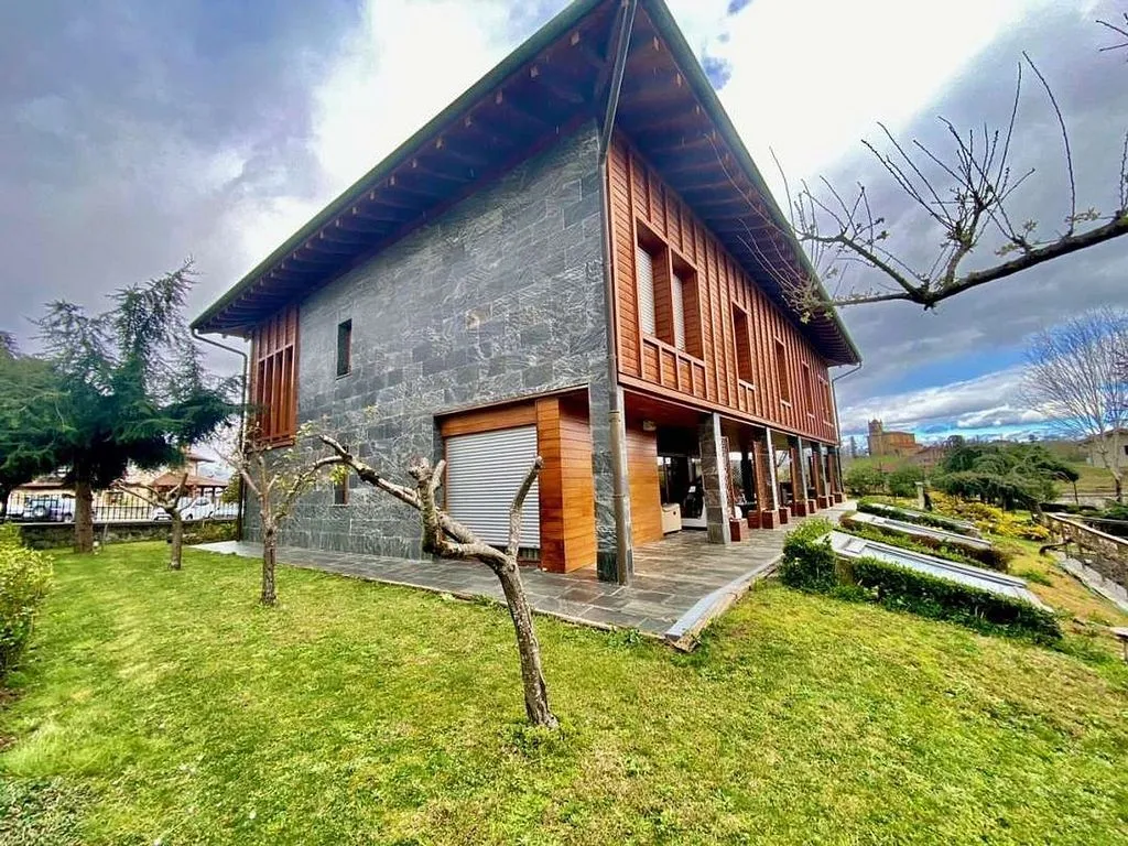 Esterno - Detached Villa with Pool in Olaberria