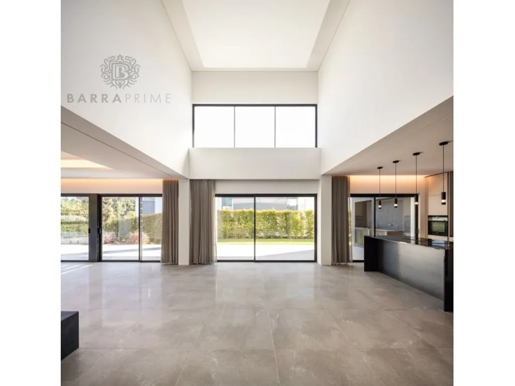 Living Room - Contemporary Villa with Golf View in Vilamoura