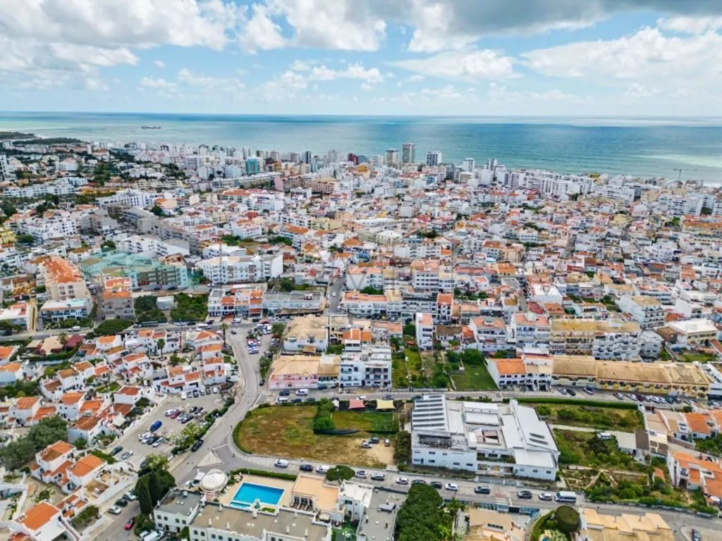 Vue aérienne - Modern 2-Bedroom Apartment in Quarteira