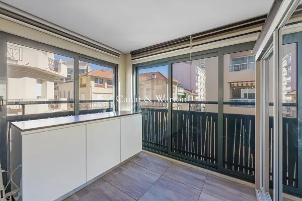 Balcone - Luxury Apartment with Terrace in Saint-Raphaël
