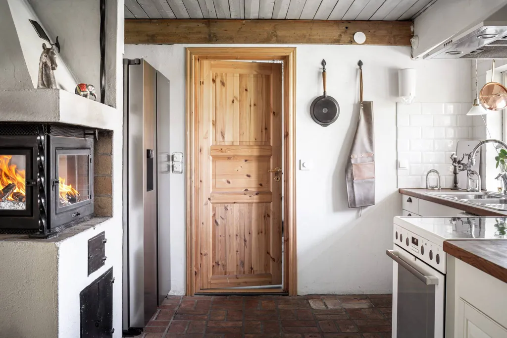 Cuisine - Charming Villa with Garden in Scania