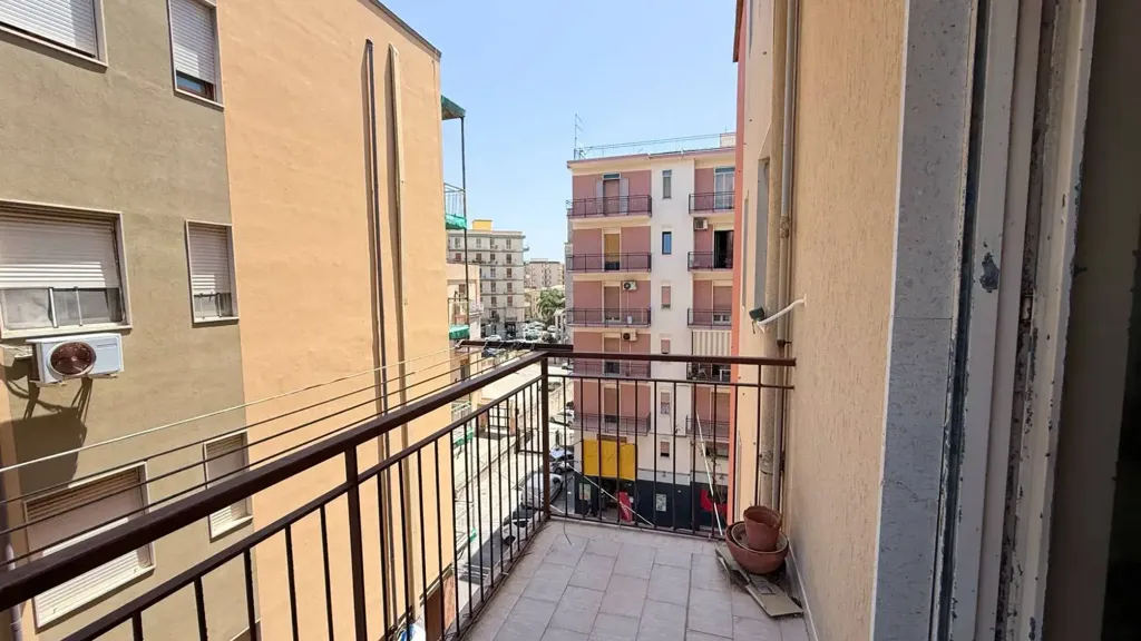 Rõdu - Apartment with Balcony in Siracusa
