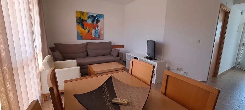 Soggiorno - 1-Bed Apartment with Pool on Avenida Del Decano