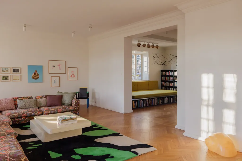 6 magamistoaga maja asukohas Berlin