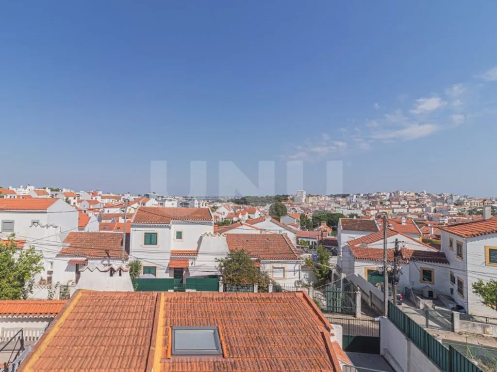 Terrasse - Luxury House with Terrace in Almada