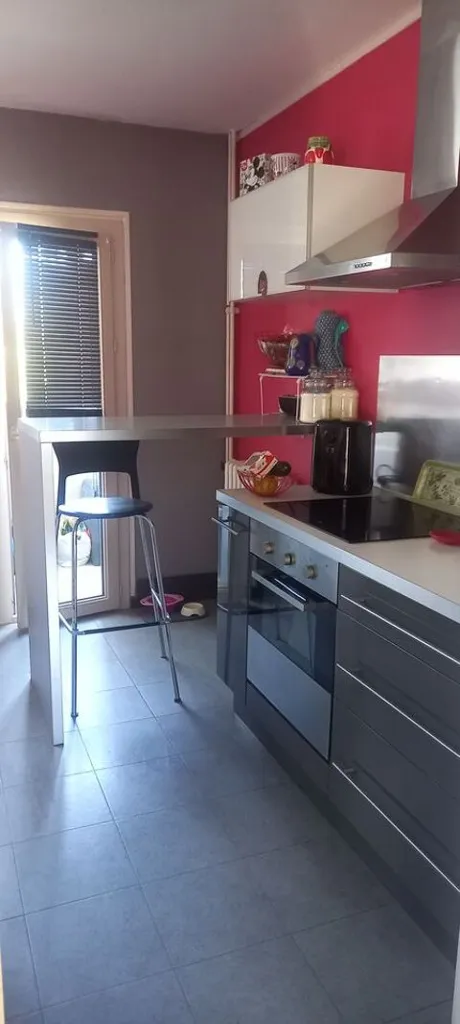 Cucina - 3-Bedroom Apartment with Balcony in City Centre