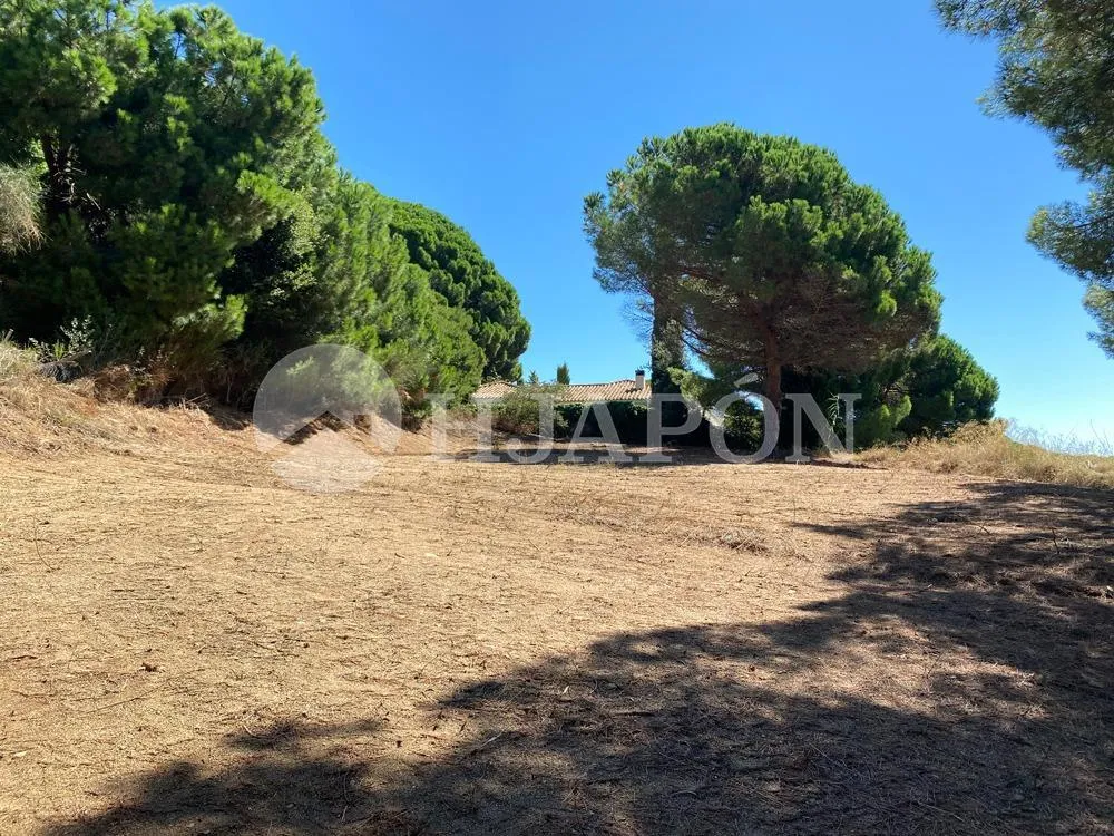 Aed - Buildable Plot with Sea Views in Supermaresme
