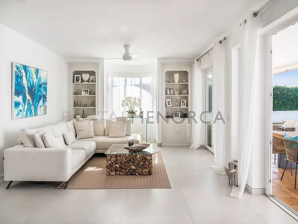 Séjour - Contemporary Villa with Sea View in Cala Llonga