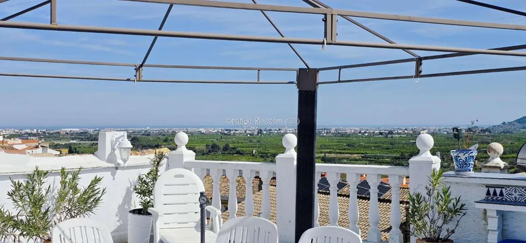 Terrazza - Charming Townhouse with Sun Lounge in Ador