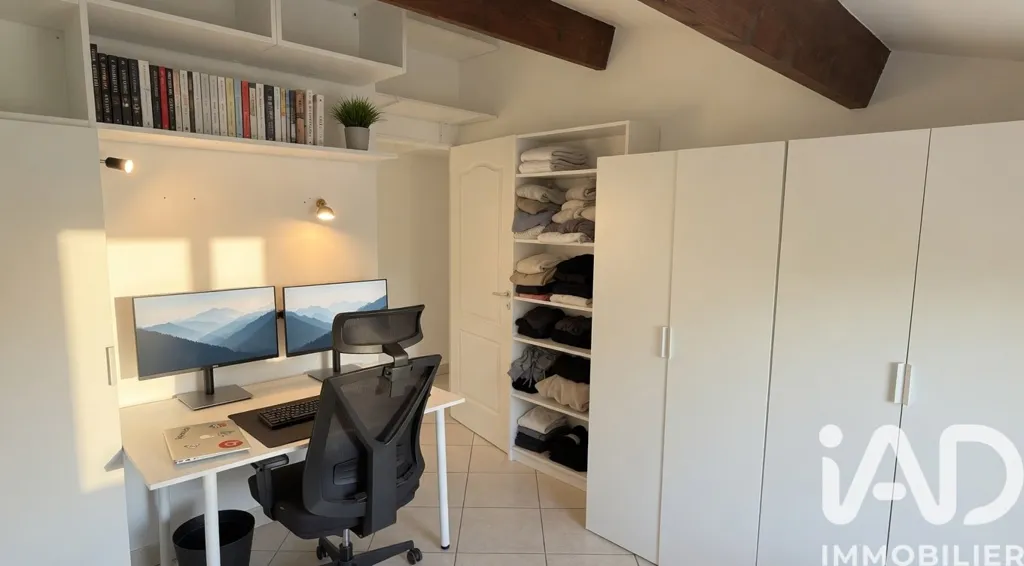 Pièces - Appartement avec Terrasse et Vue à Monteux