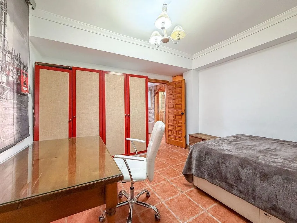 Magamistoad - Ground Floor Flat with Patio in Granada Centre