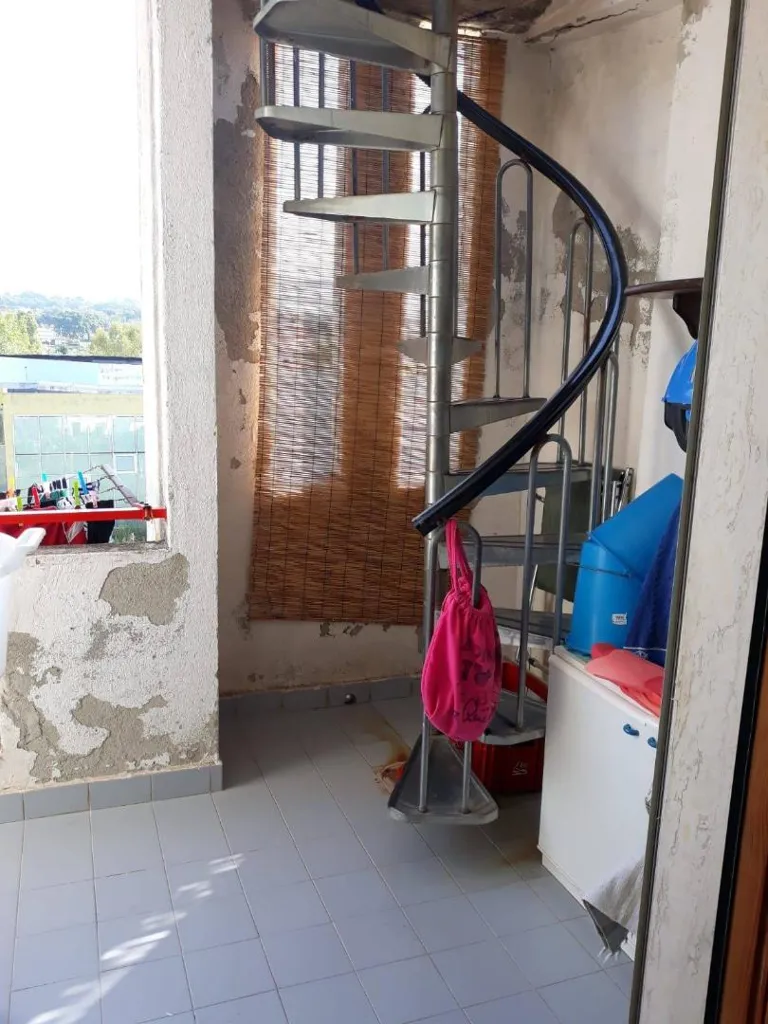 Toad - Twin-Storey Apartment with Terrace in Scalea