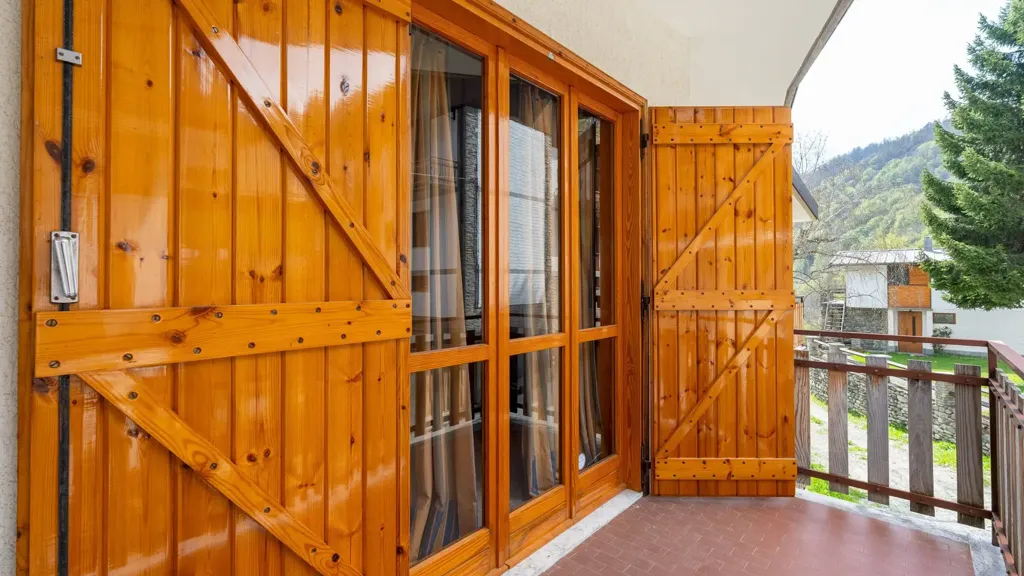 Rõdu - Mountain Apartment with Balcony in Crissolo