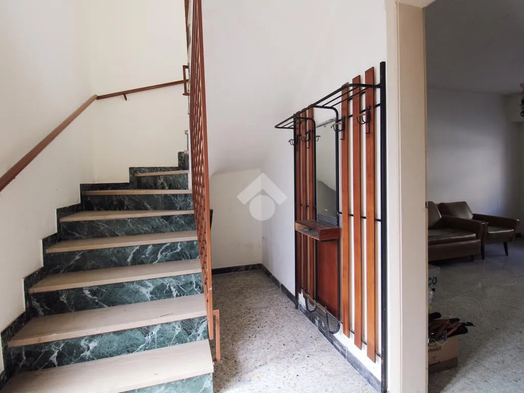 Pièces - Rustic Villa with Private Garden in Majano