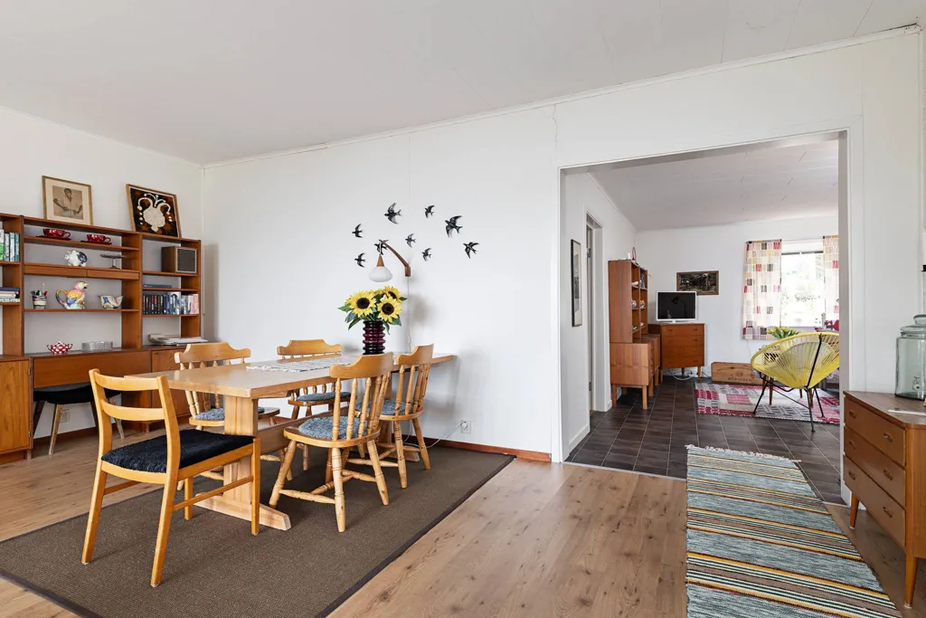 Salle à manger - Holiday Home with Sea View in Kittjavan