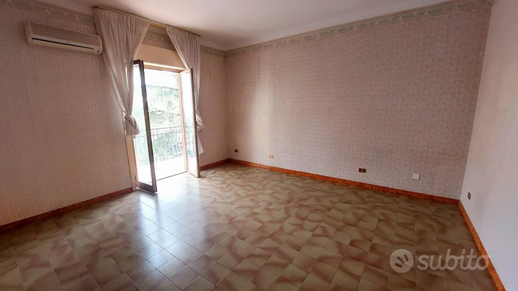 Toad - Bright Apartment with Triple Exposure in Giarre/Riposto