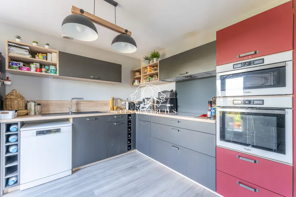 Cuisine - Maison avec Piscine et Pool House à Fleurieux-sur-l'Arbresle