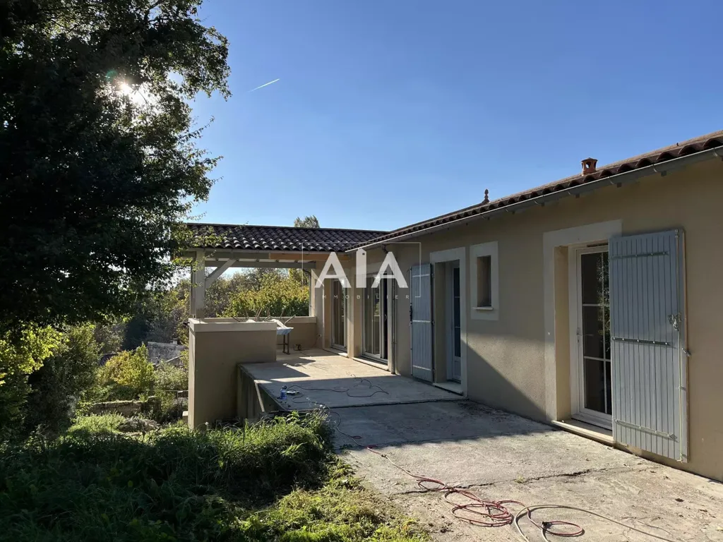 Välivaade - Contemporary House with Panoramic View in Montignac-sur-Charente