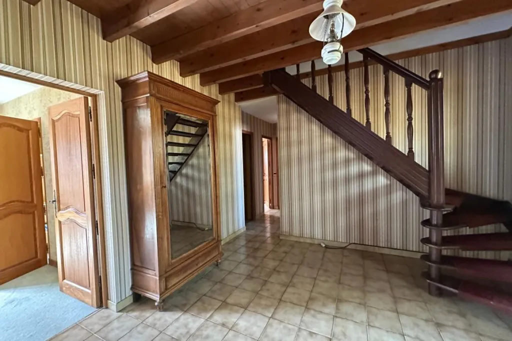 Toad - Spacious Family House with Garden in Préchac