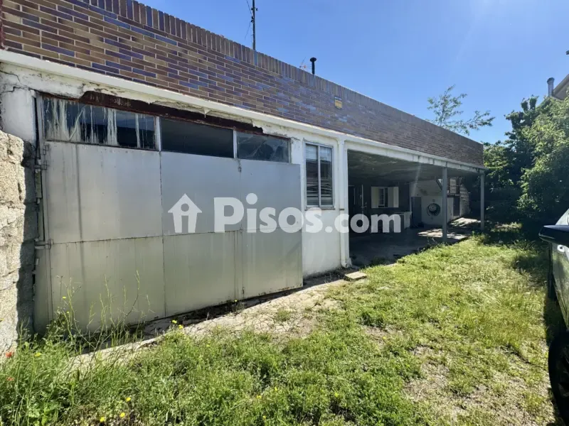 Giardino - Chalet with Terrace in Zarzalejo