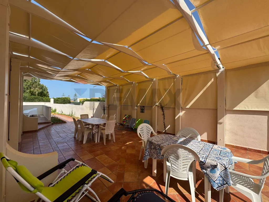 Terrass - Rustic Villa with Terrace in Noto