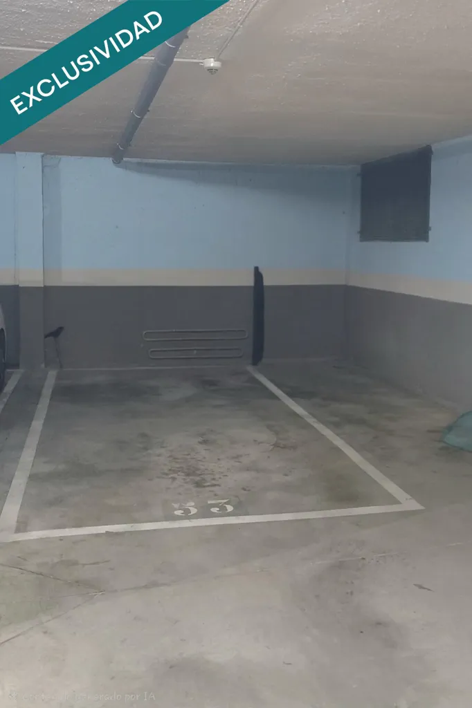 Garage - Luxury Flat with Pool in Majadahonda