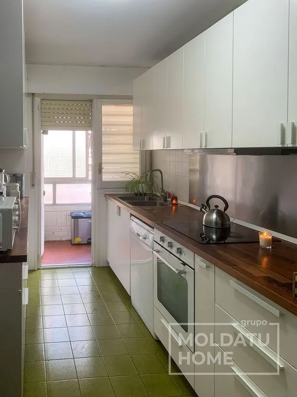 Cuisine - Student-Friendly Flat with Central Heating in Iturrama