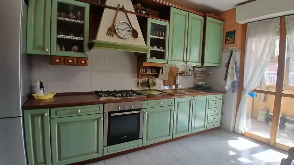 Cuisine - Triplex Apartment with Balconies in Mortara