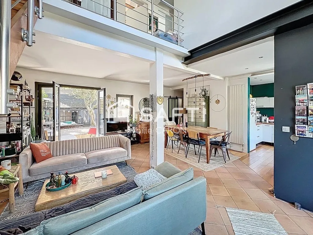Séjour - Maison Rénovée avec Jardin à Clamart