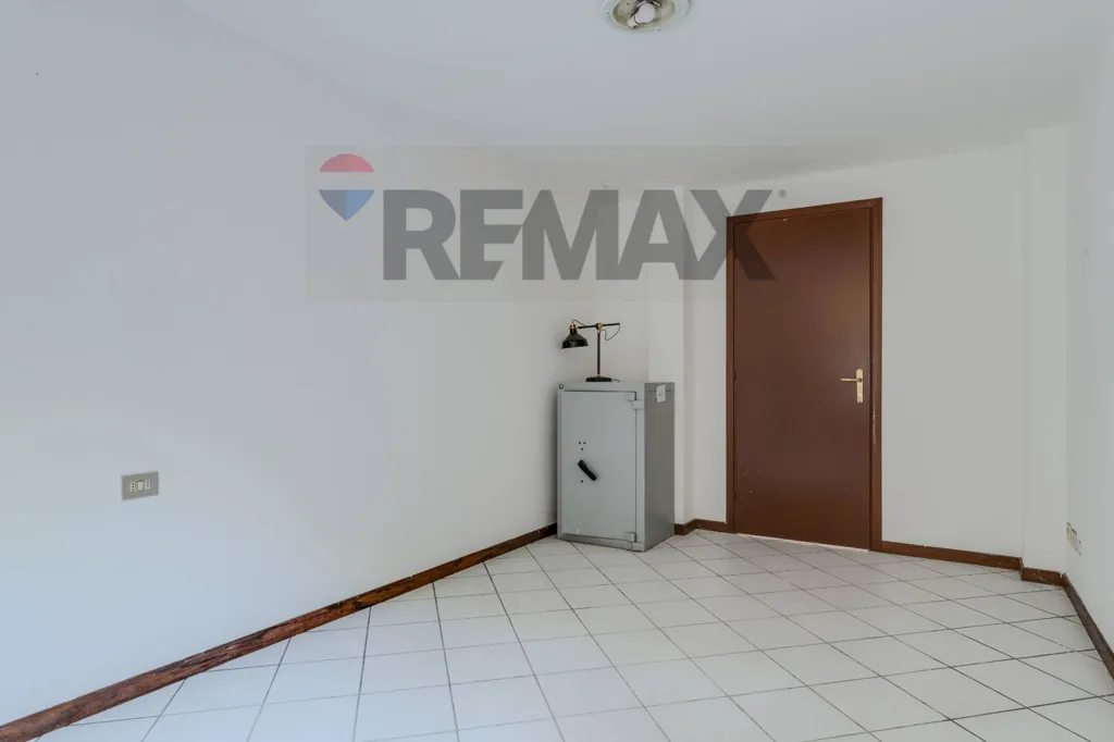 Rooms - Single Villa with Garden in Bonate Sopra