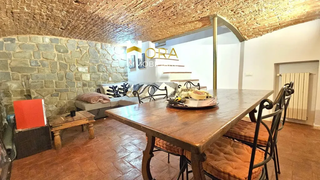 Salle à manger - Historic Trilocale in Florence's Castello