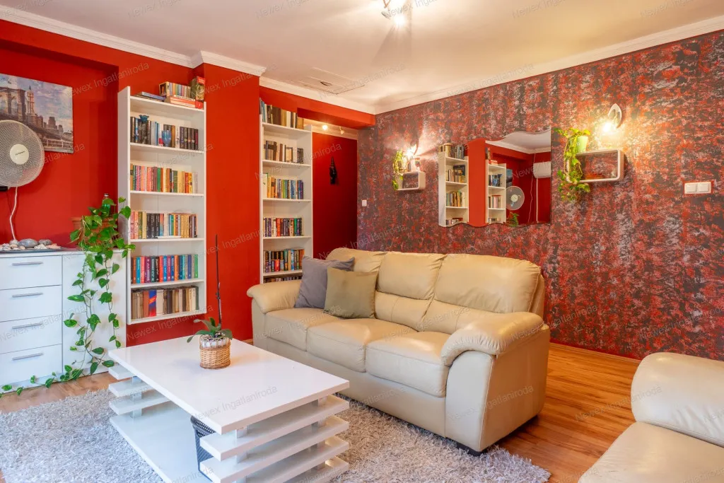 Séjour - Multi-Generational Home with Business Potential in Mályi
