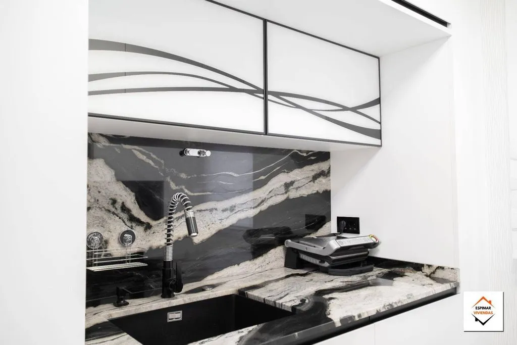 Kitchen - Luxury Apartment with Terrace in Zaragoza