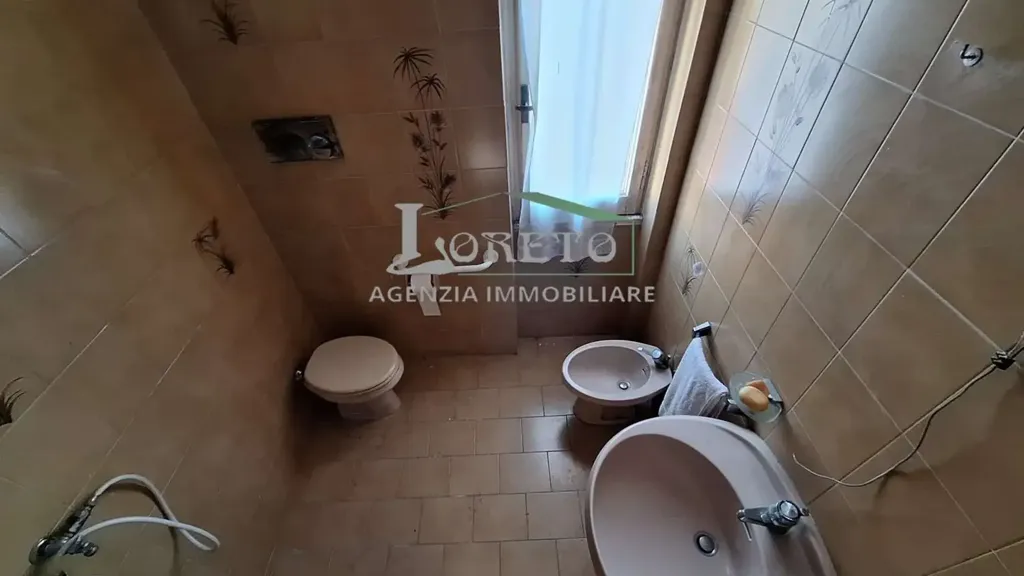 Salles de bain - Quadrilocale with Triple Exposure in Rapallo