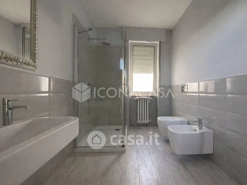 Badezimmer - Penthouse Apartment with Balcony in Andria