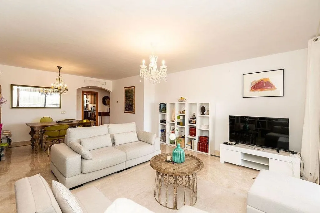 Elutuba - Apartment with Pool and Terrace in Casares