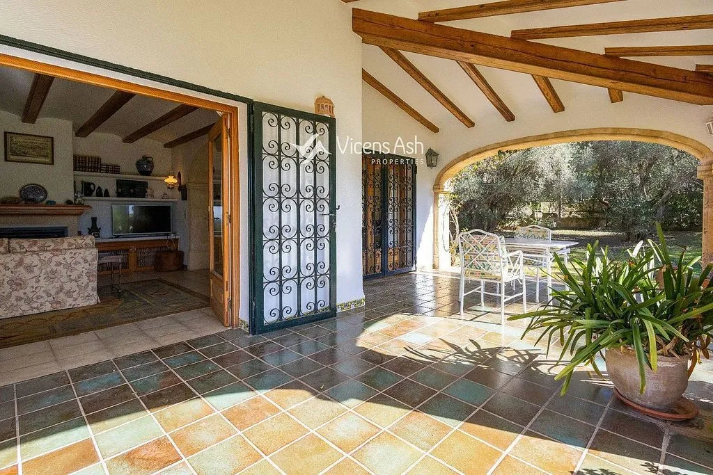 Terrace - Villa with Pool and Terrace in Jávea