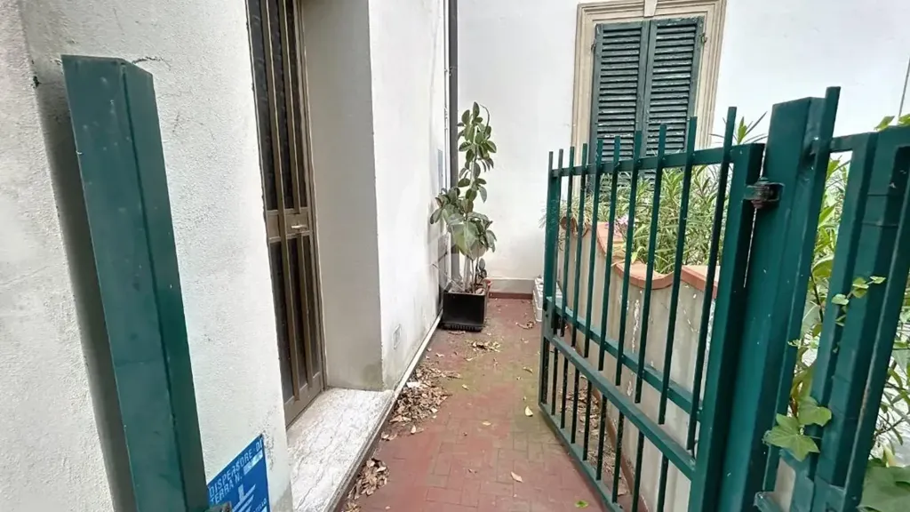 Giardino - Quadrilocale with Private Balcony in Pisa