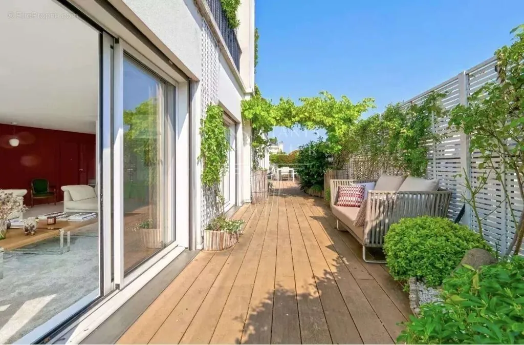 Terrass - Penthouse with Terraces in Paris XVI