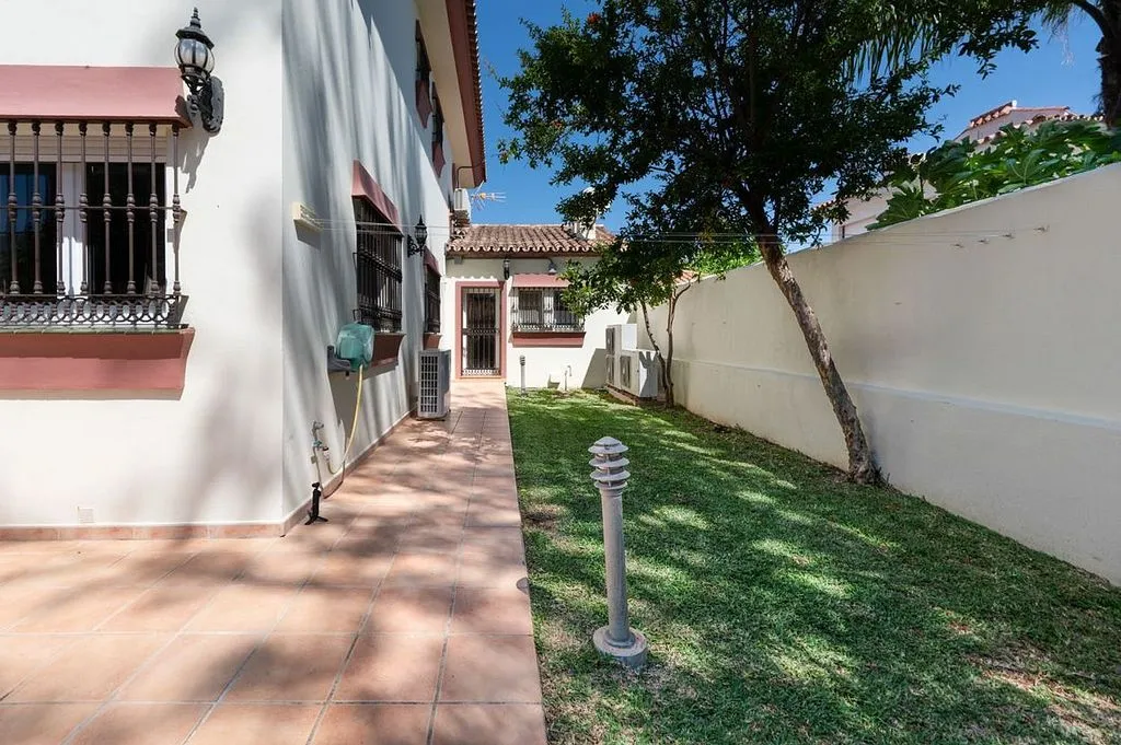 Jardin - Andalusian Villa with Pool in La Cala de Mijas