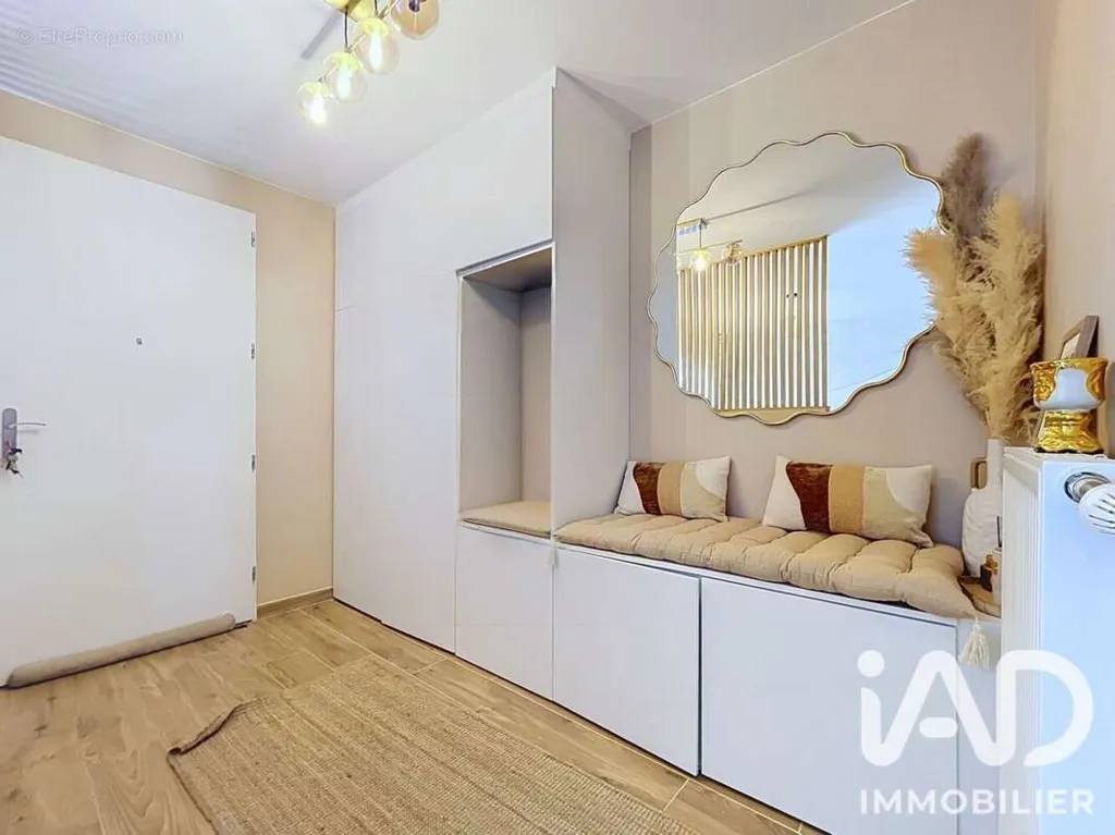Ingresso - Duplex Apartment with Garden in Serris