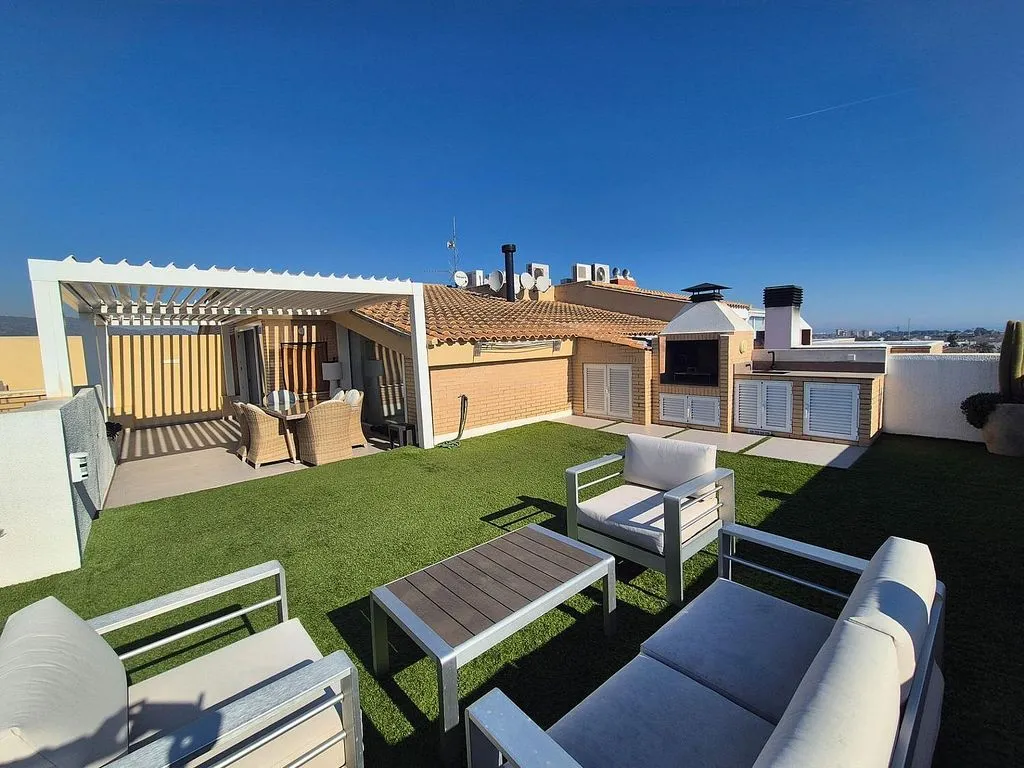 Terraza - Ático duplex con terraza en Carrer de l'Estatut Valencià